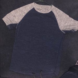 American Eagle tee